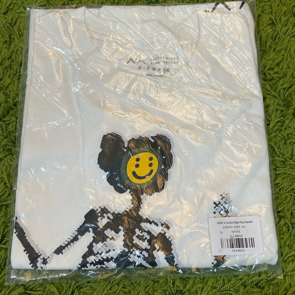 Kaws CPFM skeleton tee brand new in bag size XL